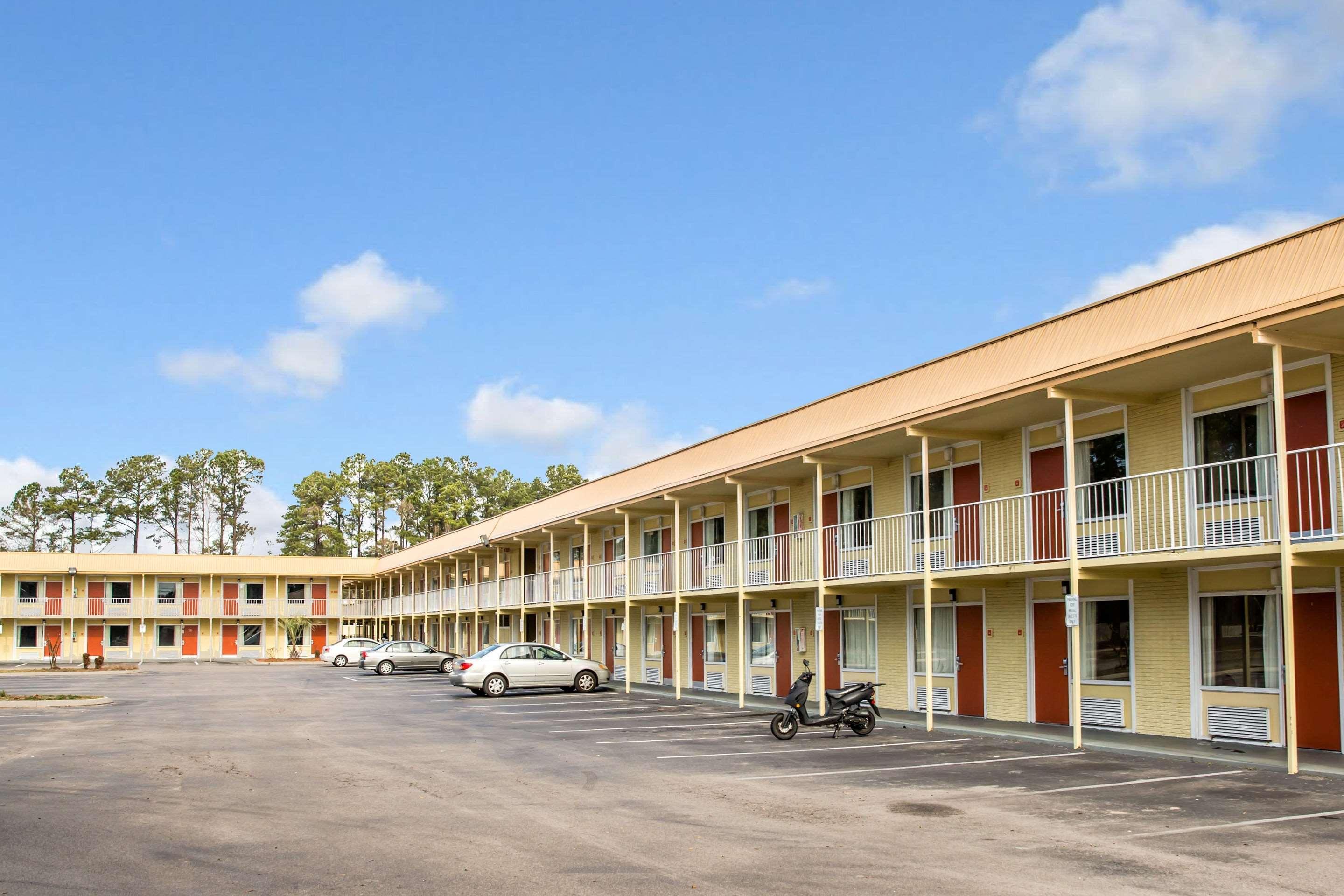 Rodeway Inn & Suites Wilmington North Eksteriør bilde