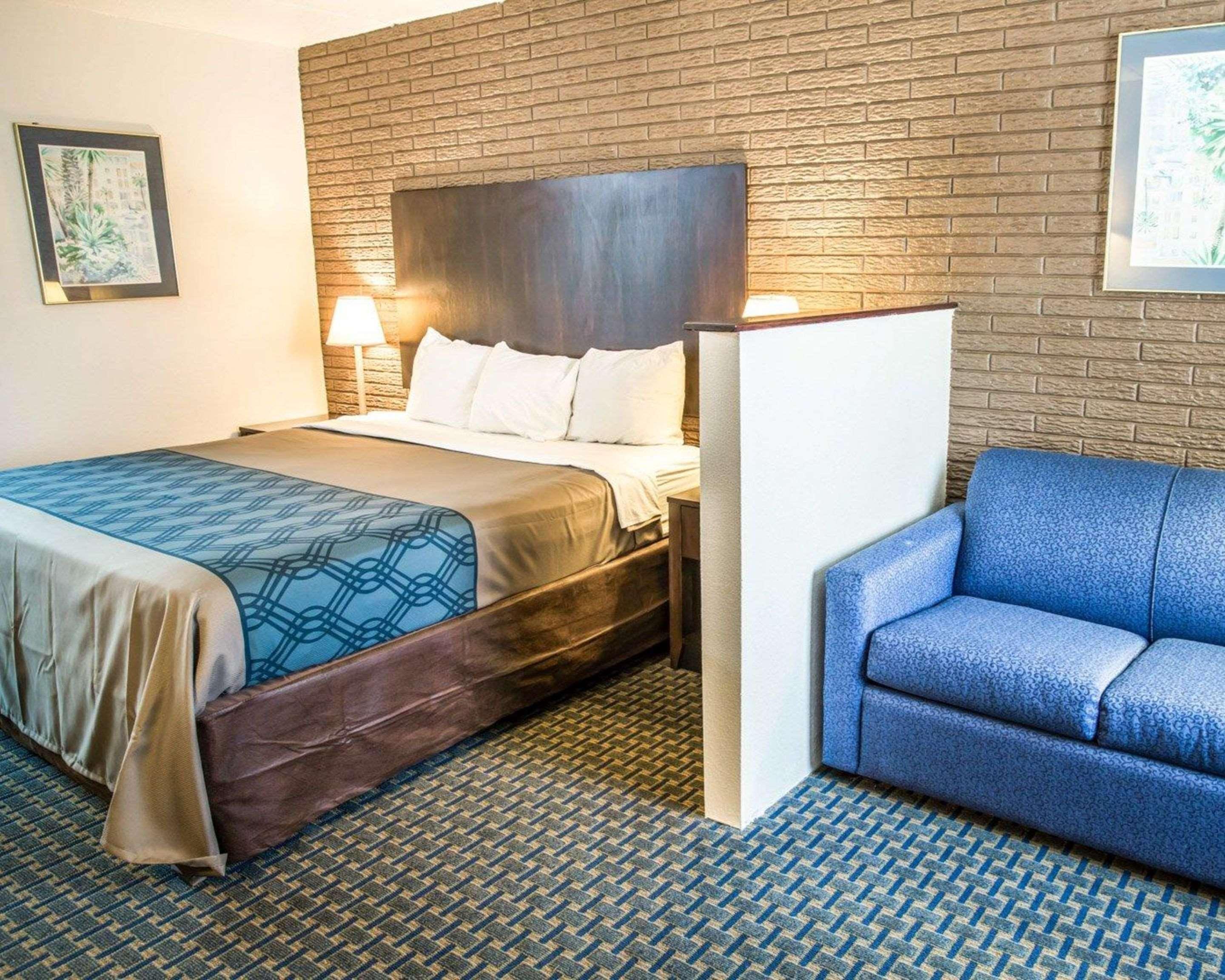 Rodeway Inn & Suites Wilmington North Eksteriør bilde