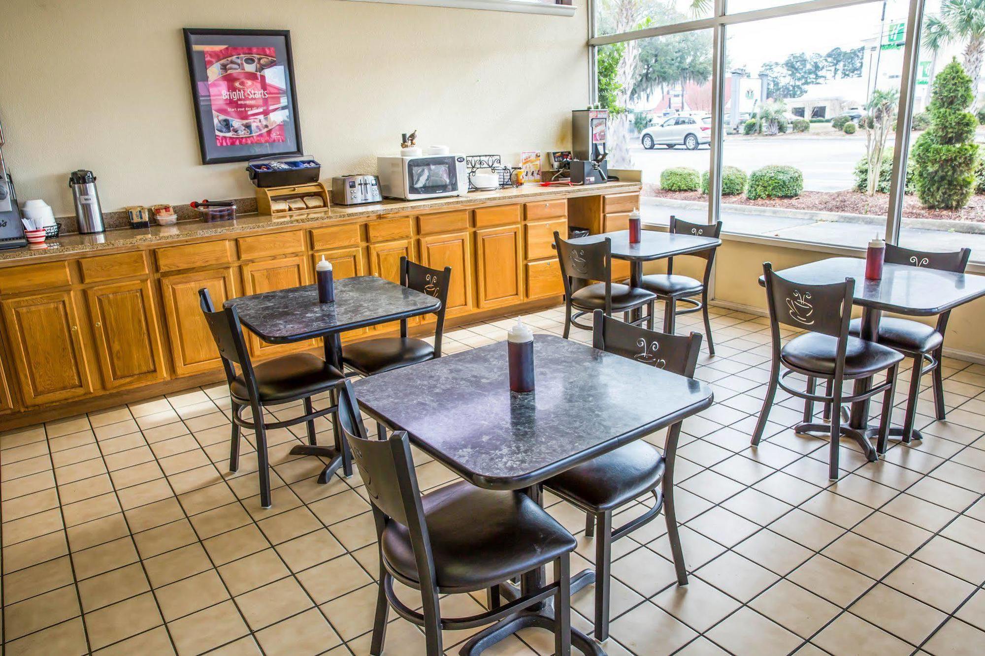 Rodeway Inn & Suites Wilmington North Eksteriør bilde